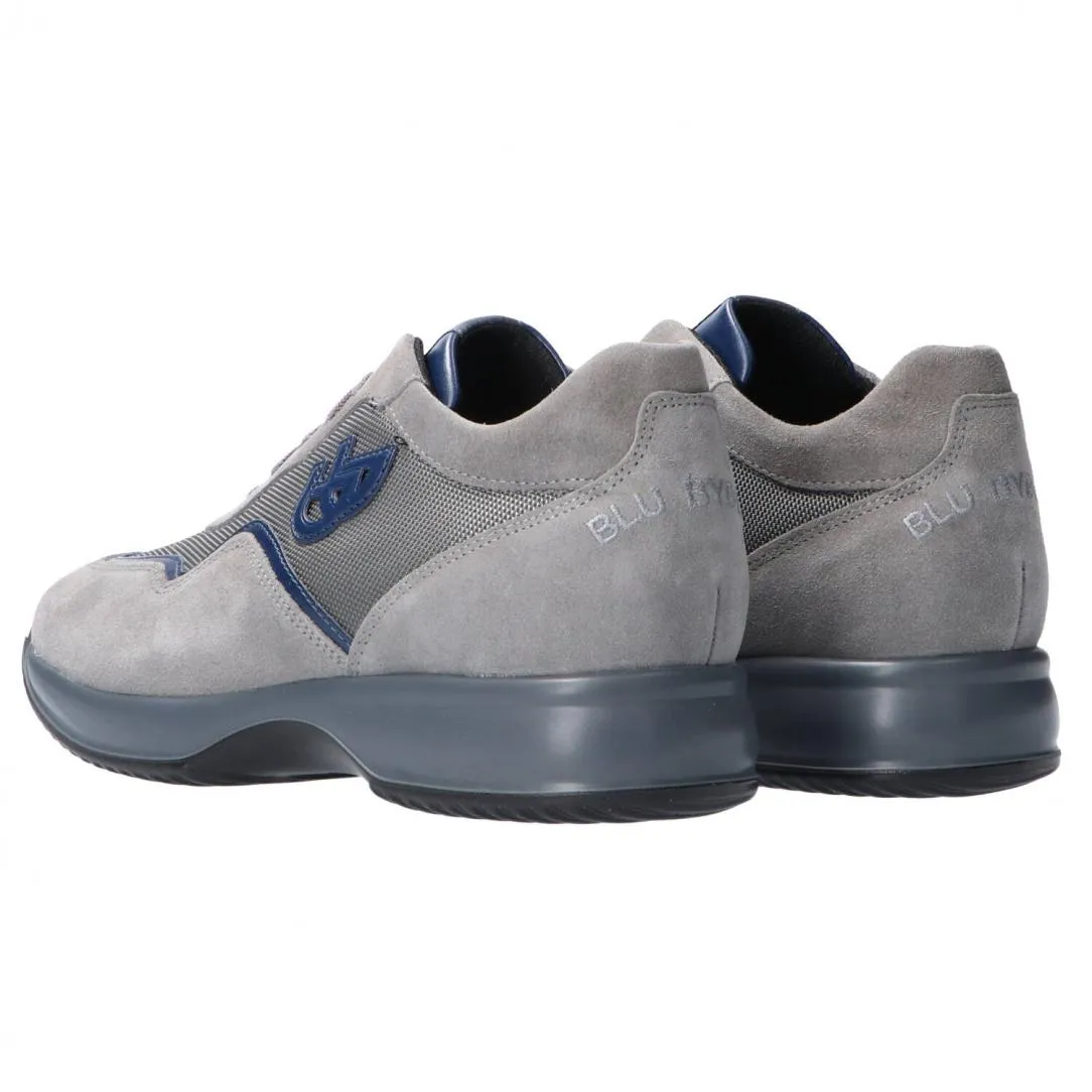 Camoscio 677052239 Grigio
