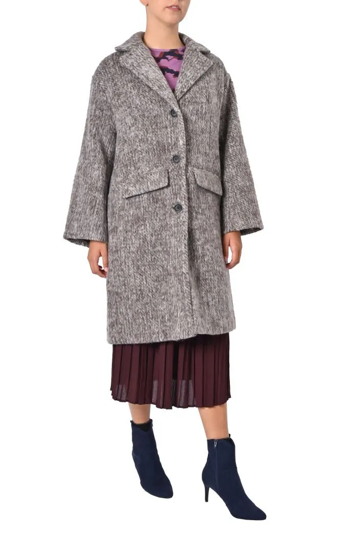 Cappotto oversize Canva con revers di Byoung