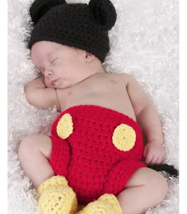 Completino neonato Mickey Mouse uncinetto