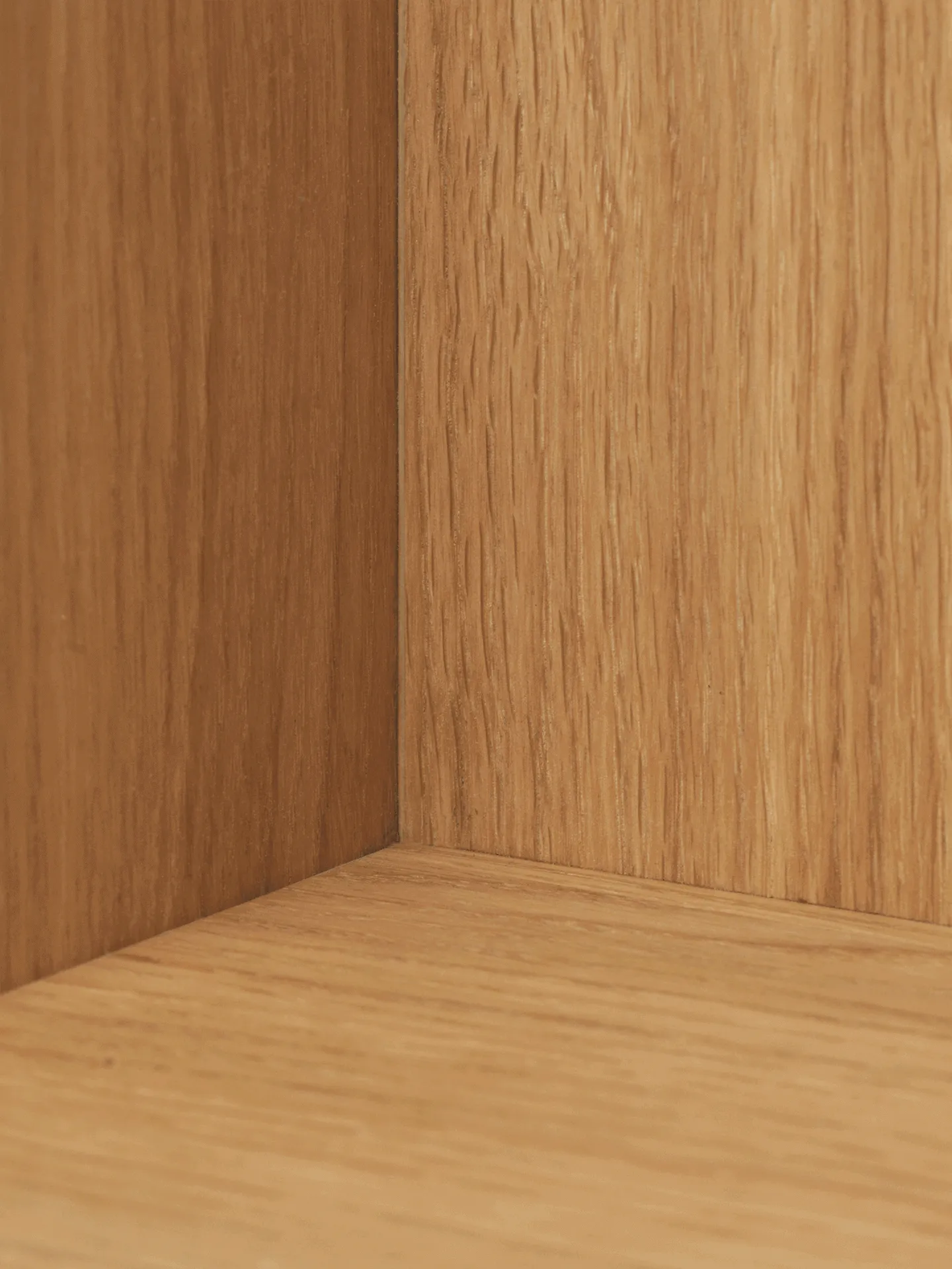 Mensola Stagger square.jo{font-size:18px}Oiled Oak