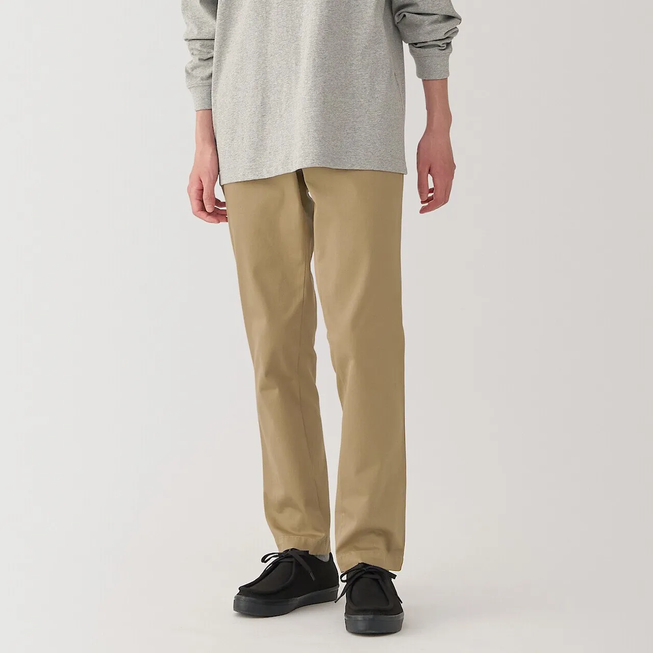 Pantaloni chino a gamba slim elasticizzati