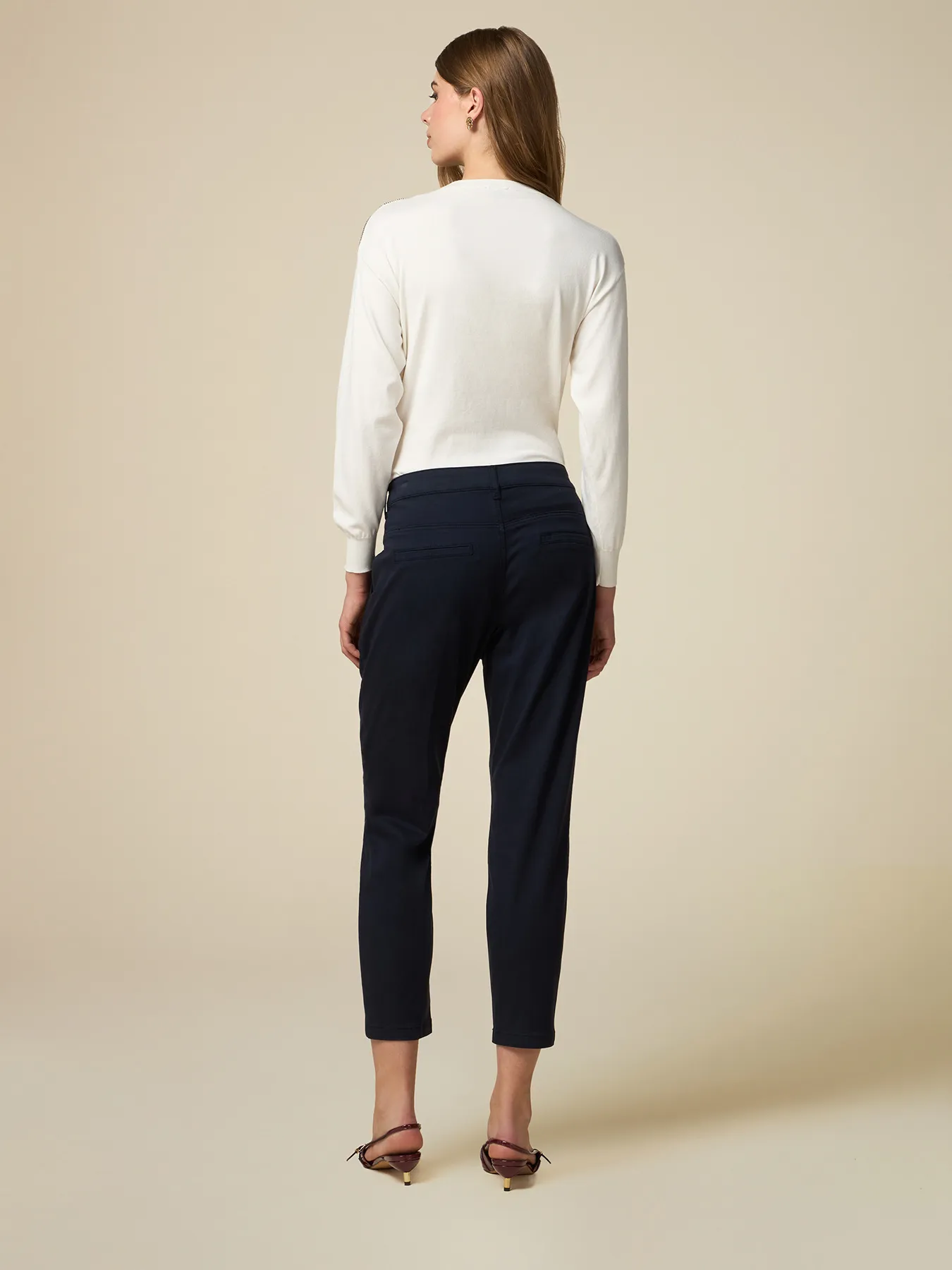 Pantaloni chino con cristalli