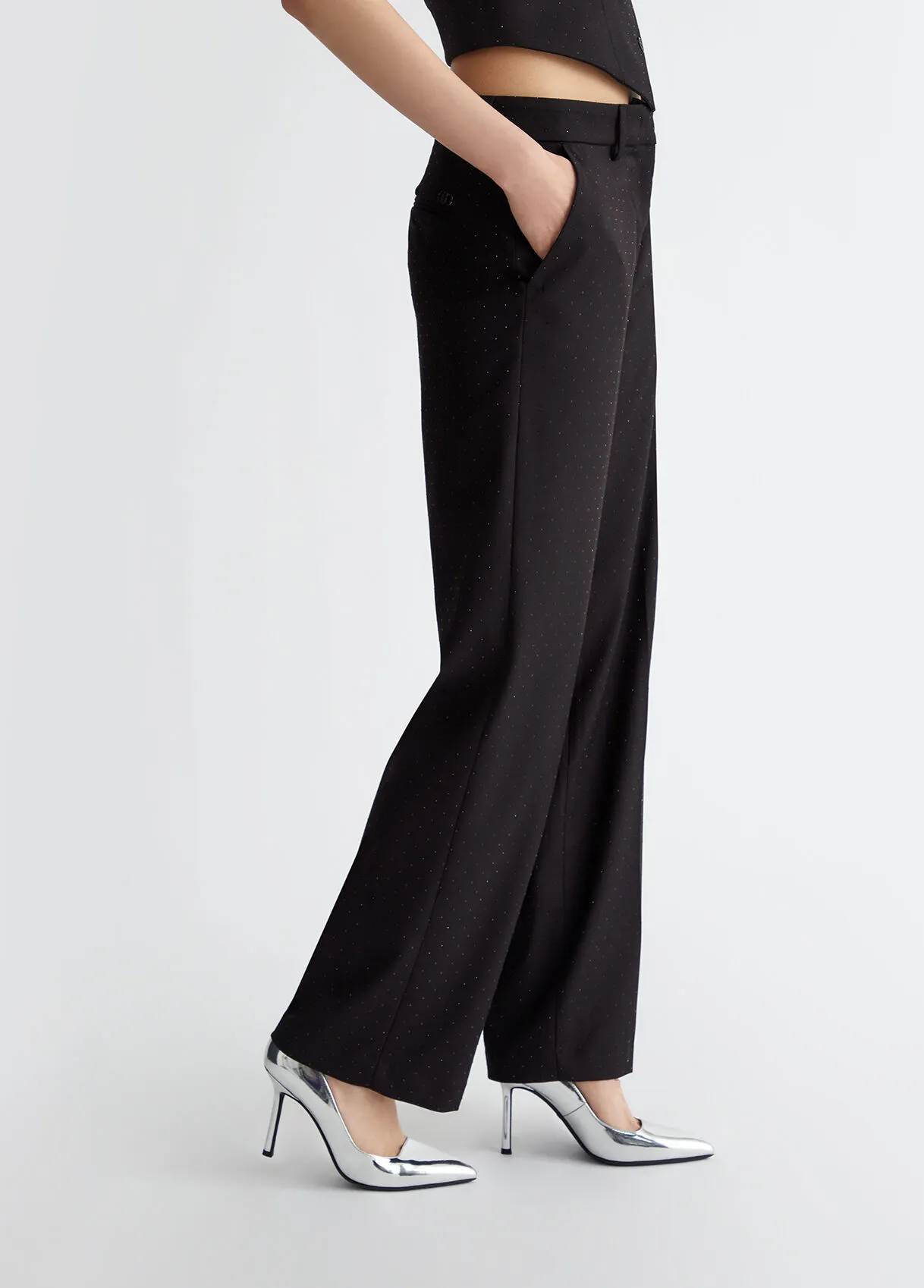 Pantaloni chino in twill