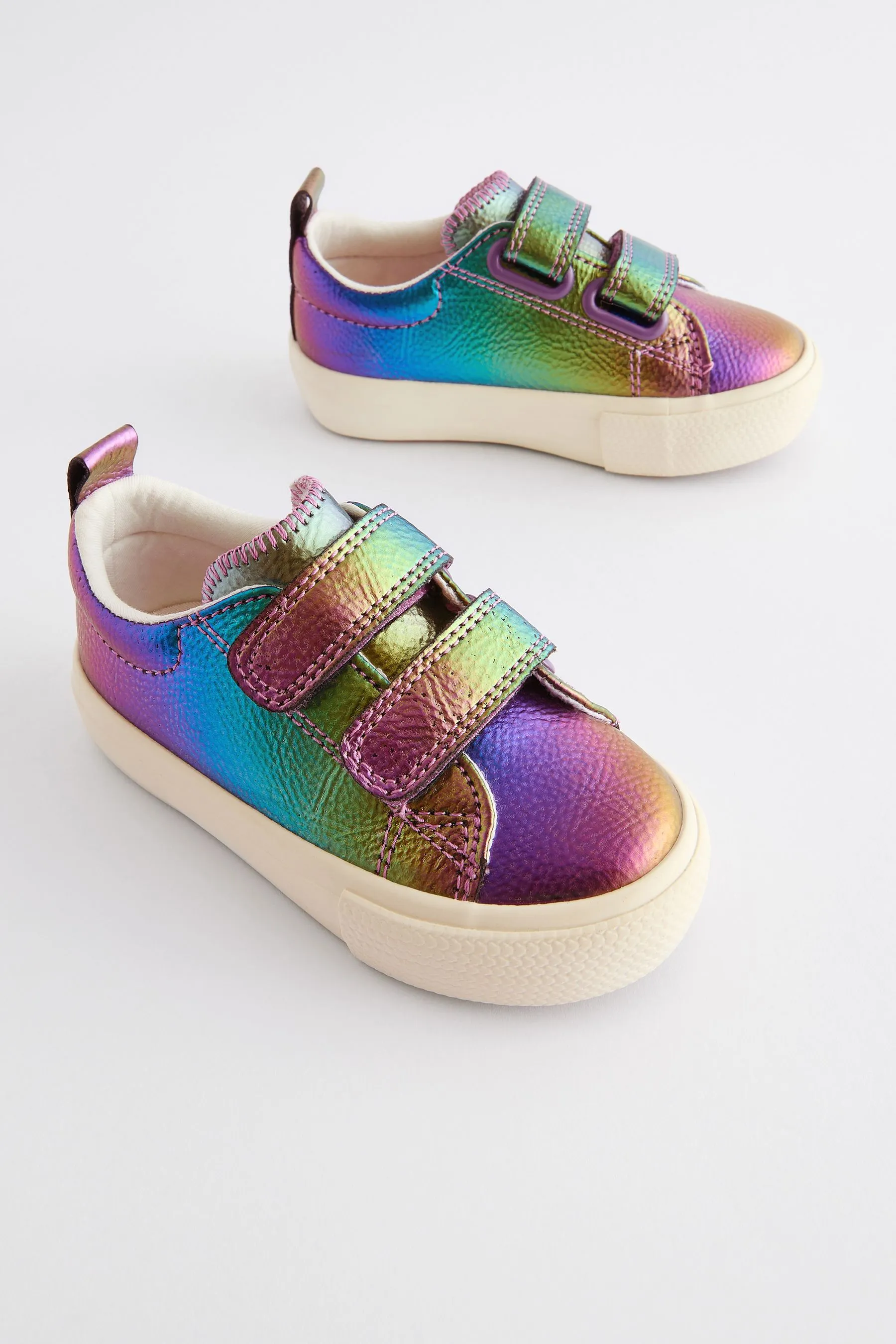 Scarpe da ginnastica spesse con chiusura a strappo    