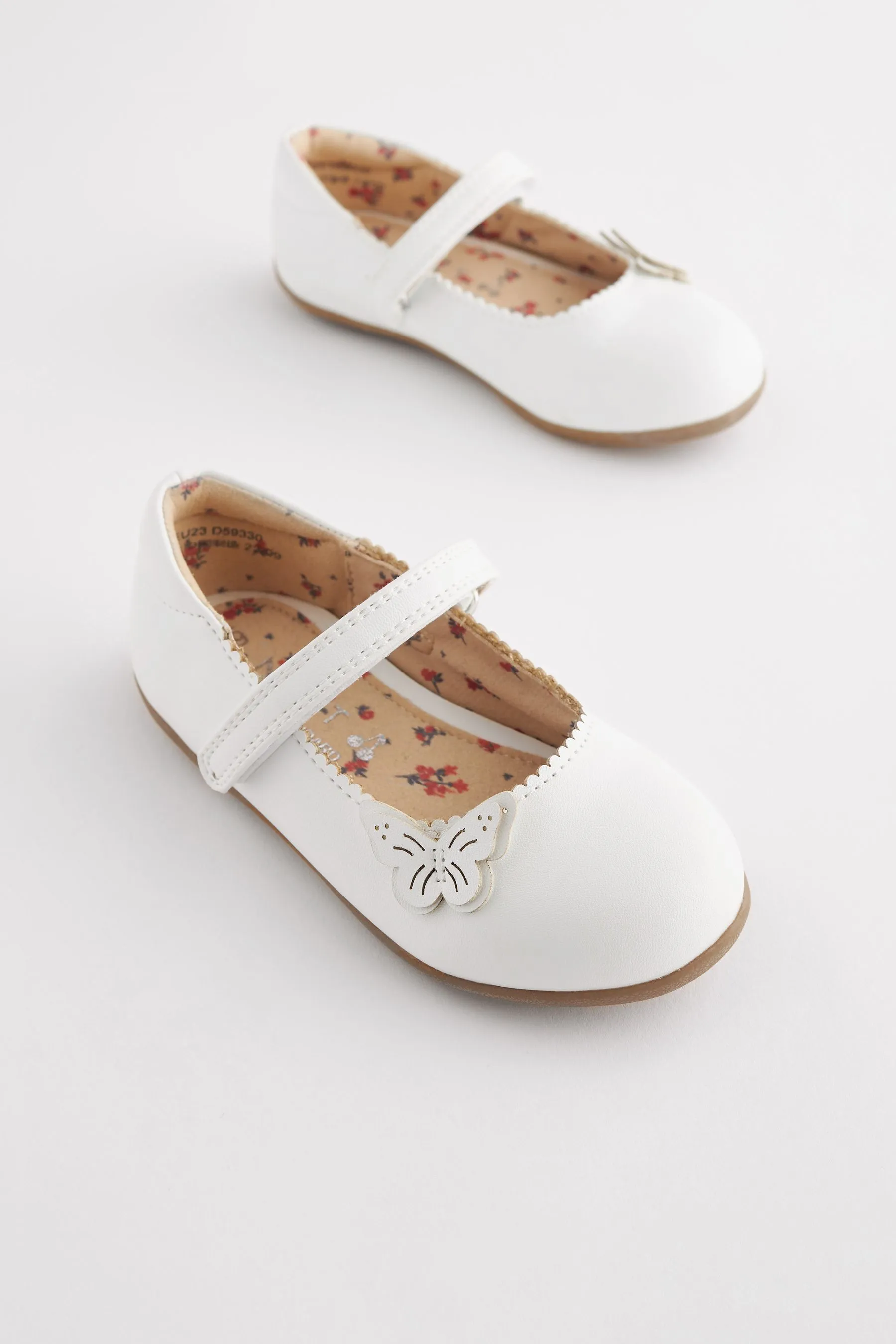 Scarpe Mary Jane con farfalle    