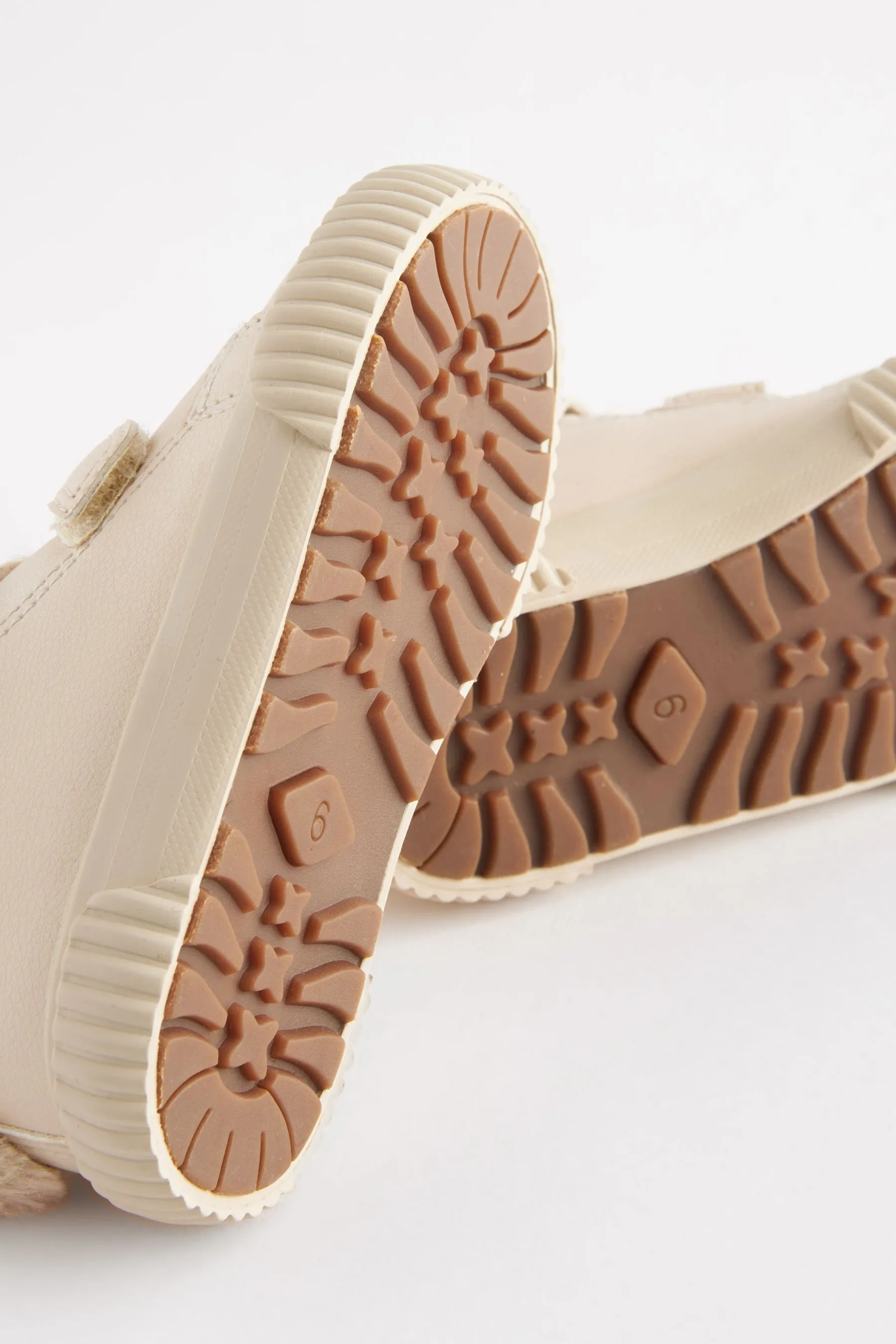 Touch Fasten Strap High Top Scarpe da ginnastica    
